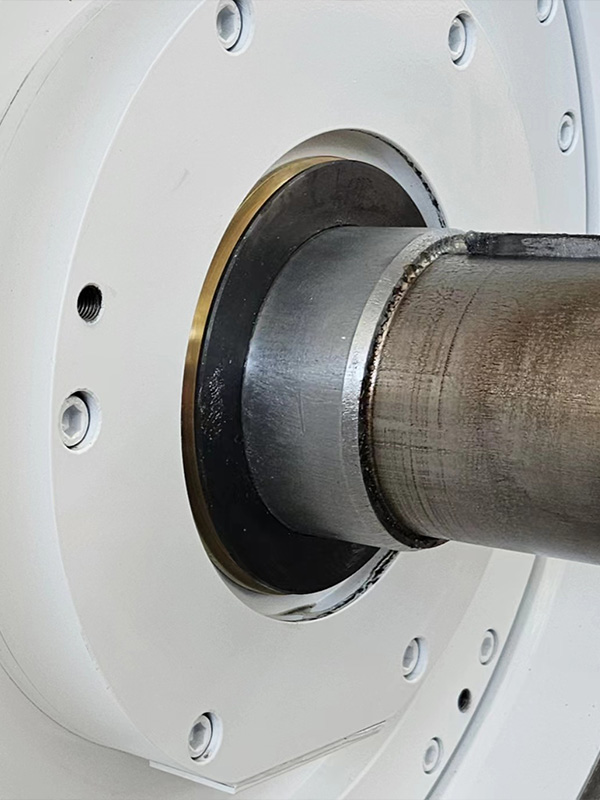 Flange Mount Bearing Isolators